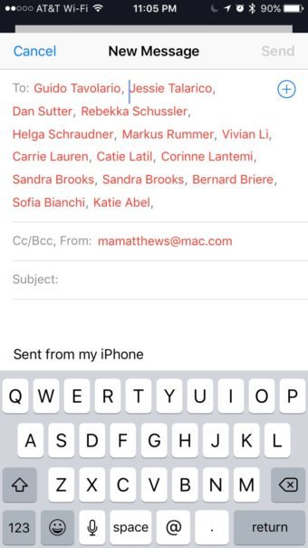 After tapping the group, the addresses of the members appear.